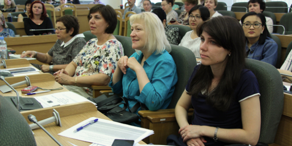 21-25 мая 2018 г. сотрудники ФИЯ приняли участие в работе научно-практических семинаров по информационной грамотности в г. Санкт-Петербурге