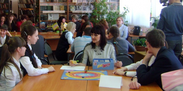 Факультет иностранных языков провёл региональный тур языкового чемпионата для российских школьников «Учить немецкий играя»